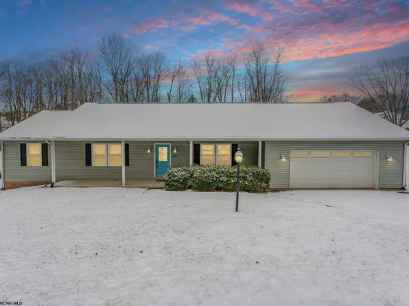 151 Raintree Blvd, Bridgeport, WV 26330