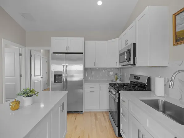 Hillsgrove at City Centre, 88 Golden Grove Way #613a9e4c6, Warwick, RI 02886