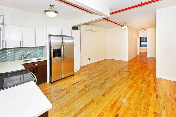 Rented by DYNY Inc | media 17