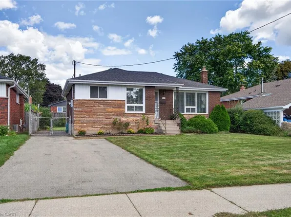 1101 Mohawk Rd E, Hamilton, ON L8T 2S4