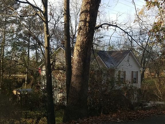 3rd image of 453 King St