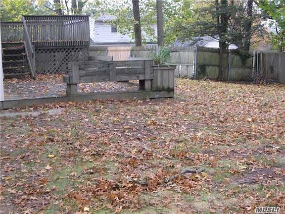5th image of 29 Gilbert Ct