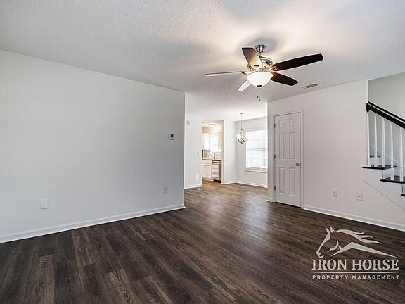 2nd image of 1305 Cedar Shoals Dr APT 401