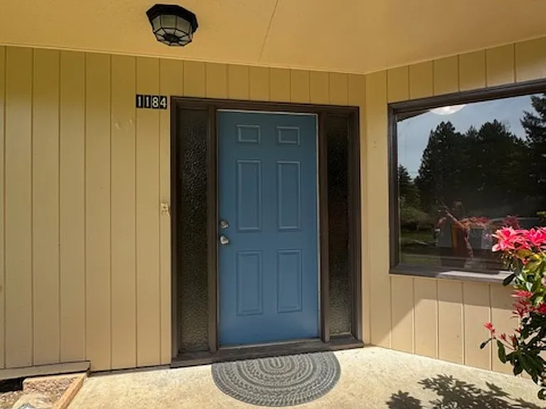 1184 Fickle Hill Rd — Photo 3