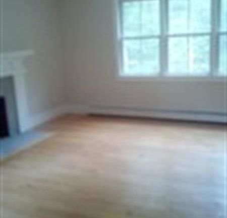 4th image of 267 Kingstown Way