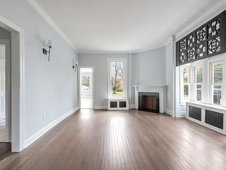 684 Closter Dock Rd — Photo 20