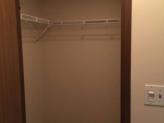 2nd image of 4187 Essex Ct