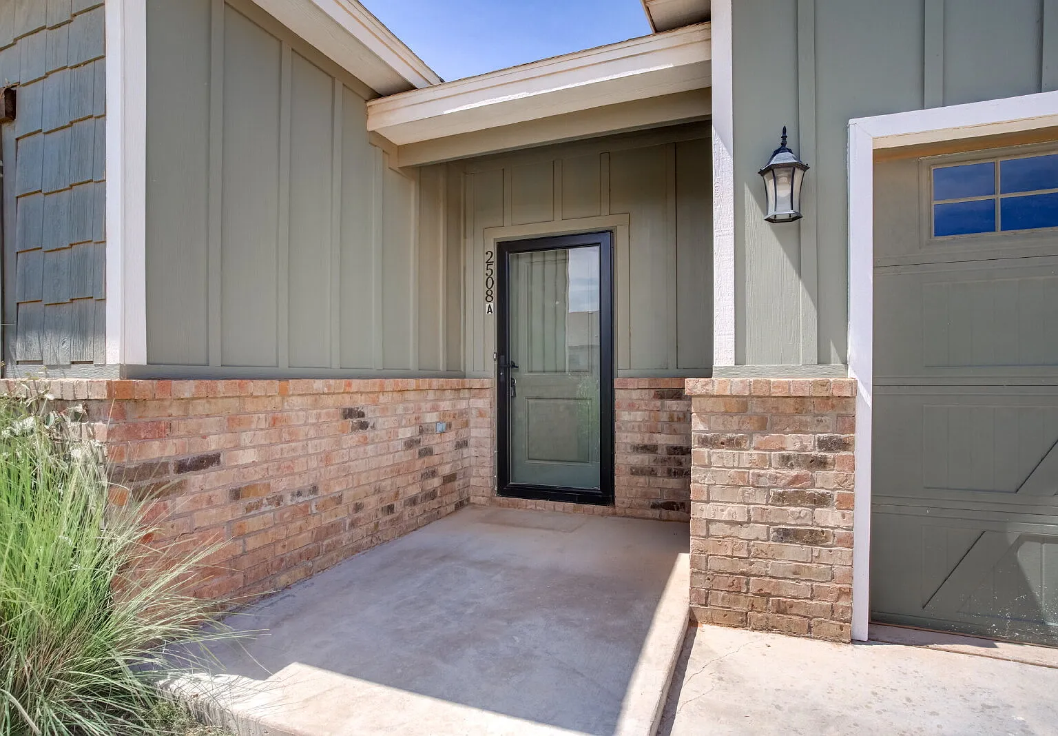 3 bed, 2.0 bath, 1400 sqft, $1,450 — Photo 4