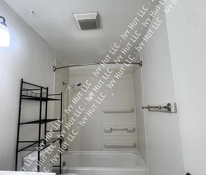 3402 E G St — Photo 18
