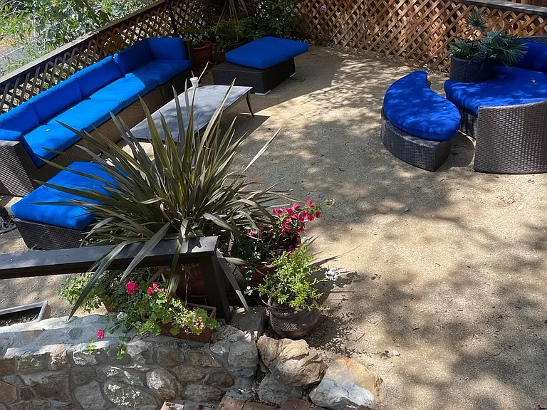 932 Old Topanga Canyon Rd — Photo 25