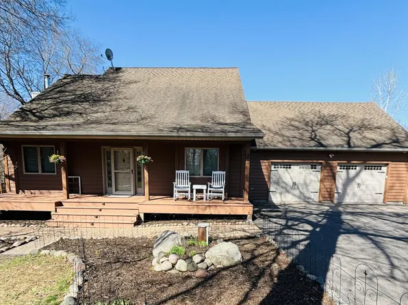 731 220th St, Osceola, WI 54020