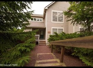 371 Linden Ct #371, Tannersville, PA
