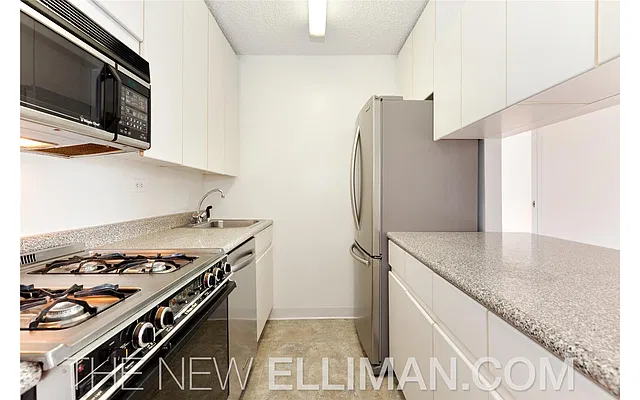 Rented by Douglas Elliman | media 11