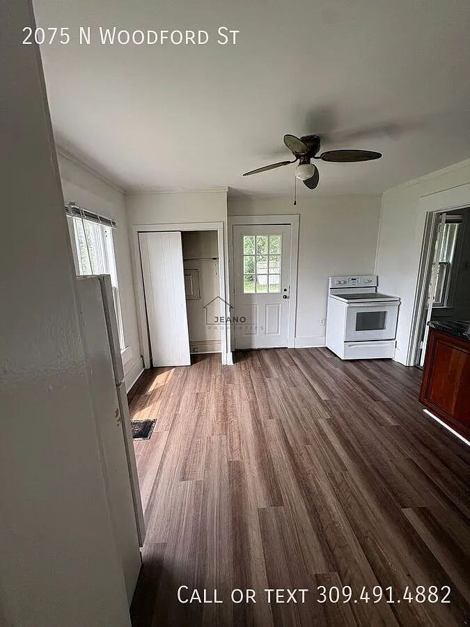 2075 N Woodford St. — Photo 3