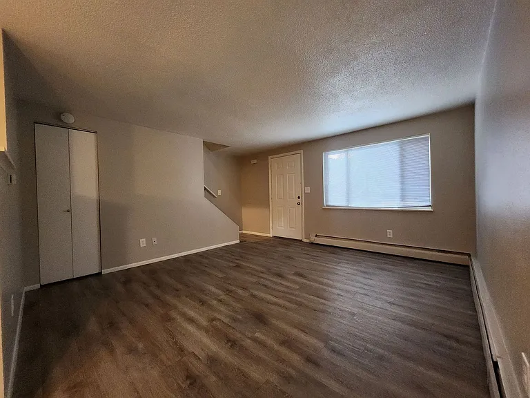 1624 S Cascade Ave #F — Photo 6
