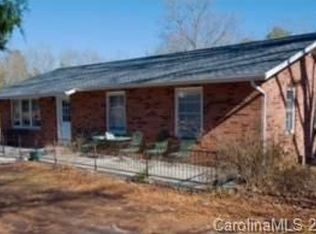 9806 Van Wyck Rd, Lancaster, SC 29720