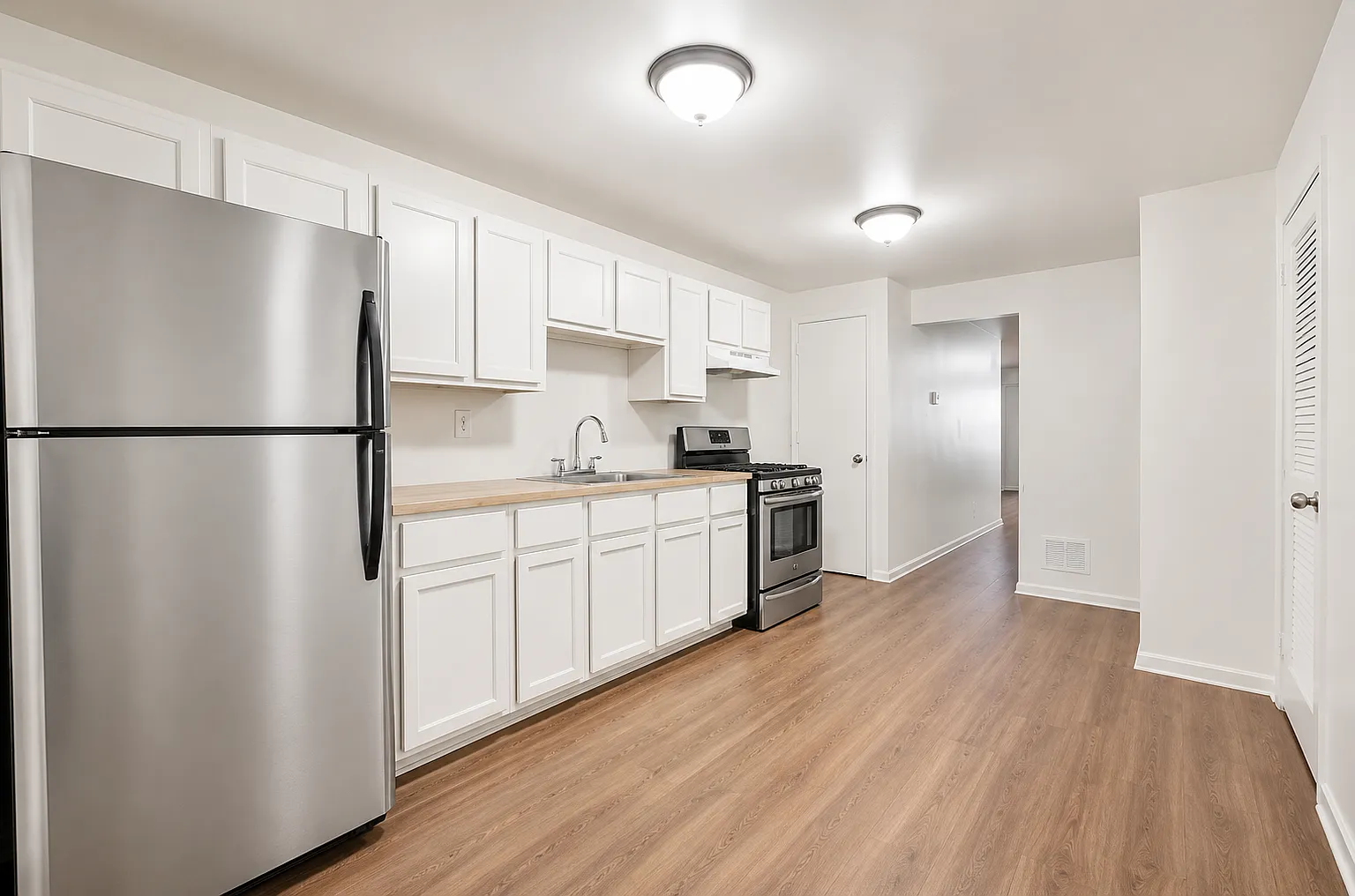 4 bed, 1.5 bath, $1,650 — Photo 3