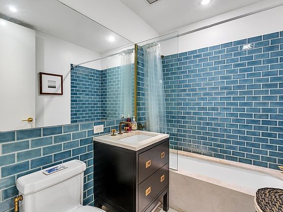 5th image of 93 Worth St Suite 209