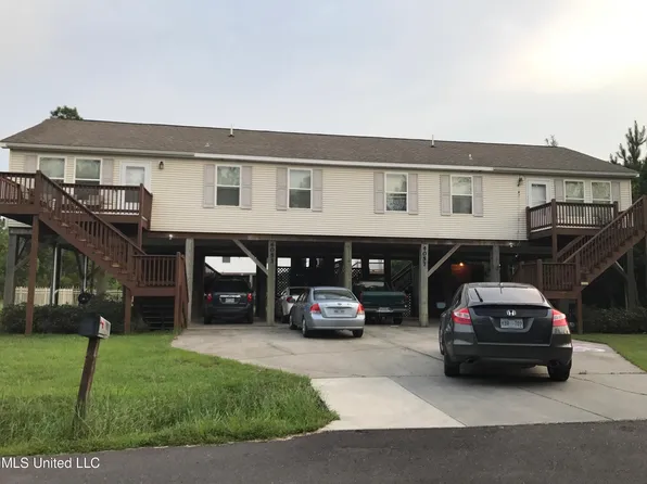4053 16th St #4057, Bay Saint Louis, MS 39520