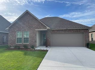 255 Sophie Dr, Houma, LA 70364