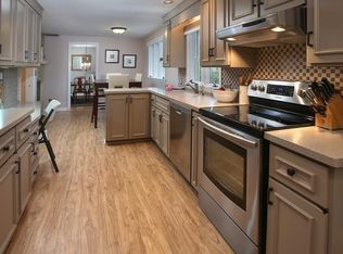 140 Woodcrest Dr, Melrose, MA 02176