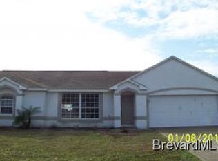 717 Fairhaven St NE, Palm Bay, FL 32907