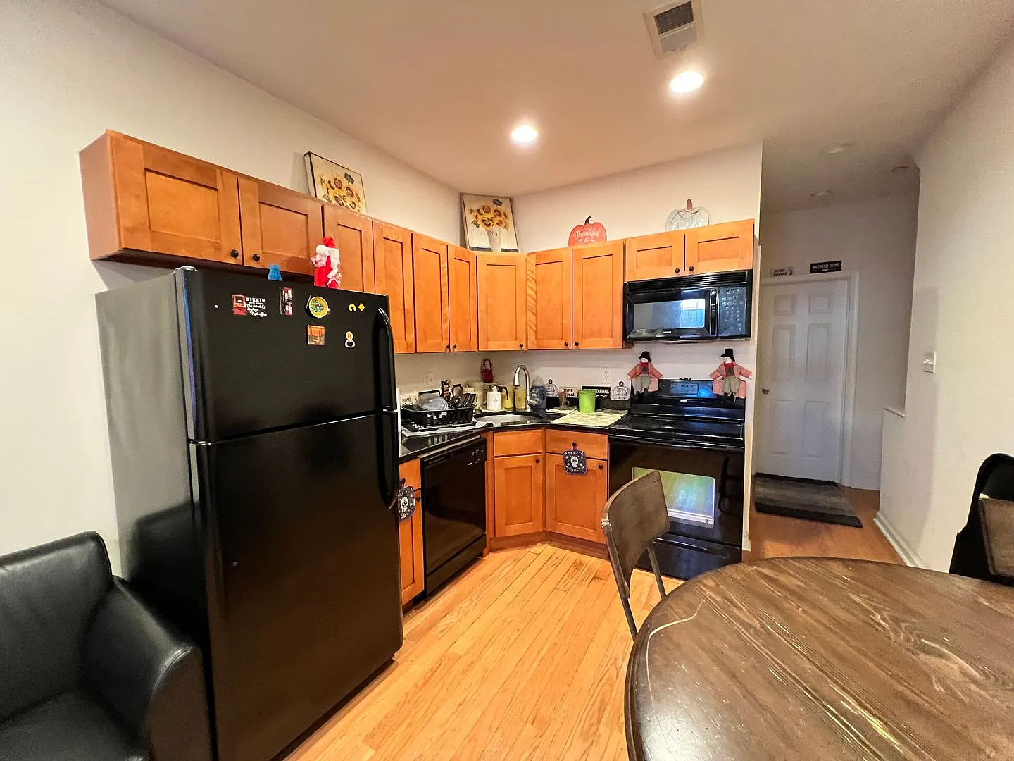3722 Brandywine — Photo 2