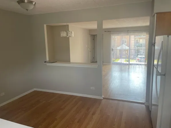 5357 N East River Rd, Chicago, IL 60656