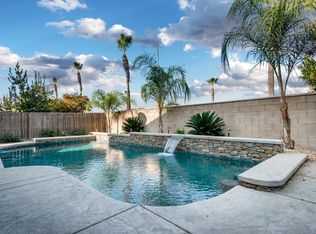 11353 N Via Napoli Dr, Fresno, CA