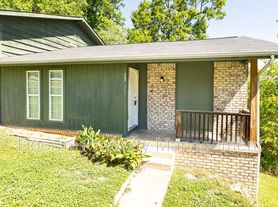 901 Forest Dale Ln, Hixson, TN