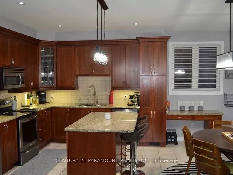 3191 Stocksbridge Ave — Photo 3