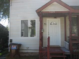 389 6th St, Manistee, MI 49660