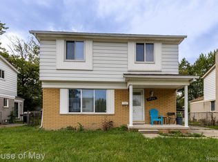 29213 Marshall St, Southfield, MI 48076