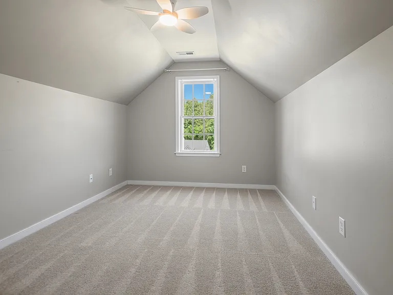 3924 Liberty Point Dr — Photo 33
