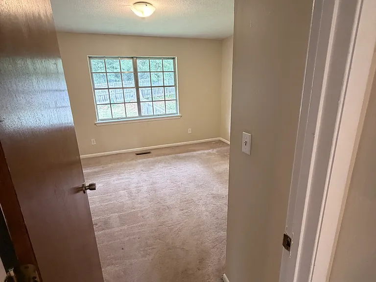 3345 Harrison Pike — Photo 8