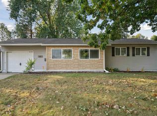 661 Jane St, Waterloo, IA 50701