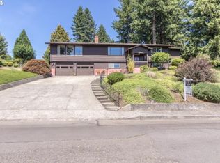 1290 N Scenic View Dr, Stayton, OR 97383