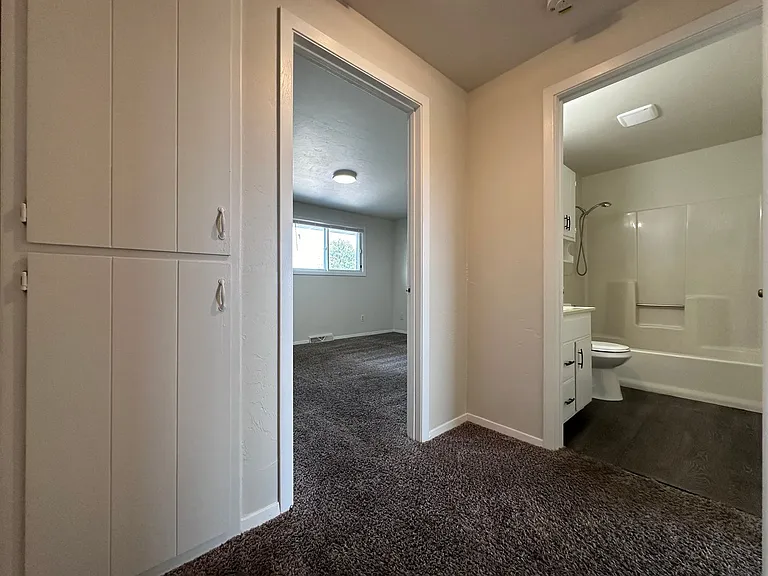 1186 Scheuring Rd — Photo 11