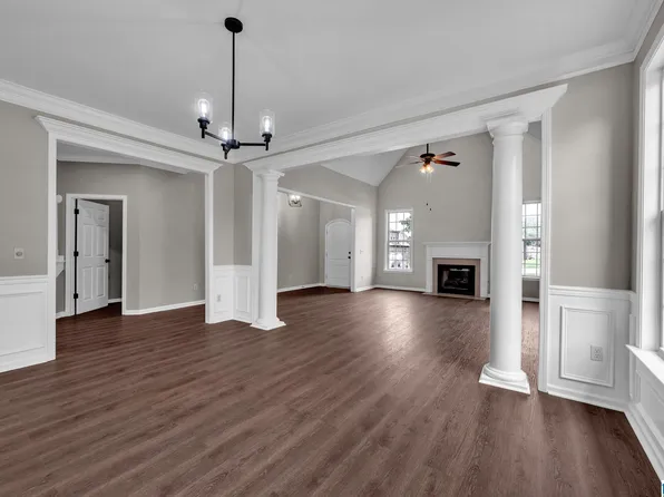 6243 Peregrine Cir, Trussville, AL 35173