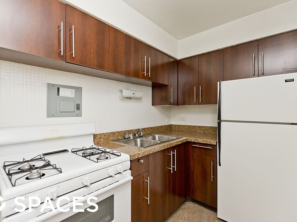 1st image of 736 W Buena Ave APT 402