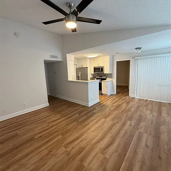 11520 Westwood Blvd #527 — Photo 2