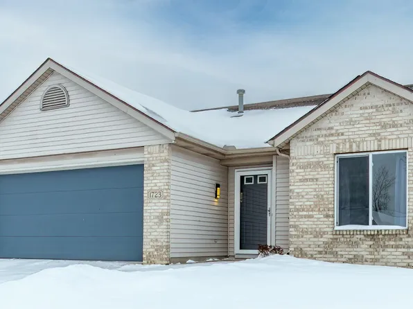 1723 Versailles Village Pl, Fort Wayne, IN 46808