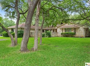 1625 Indian Trl, Salado, TX 76571