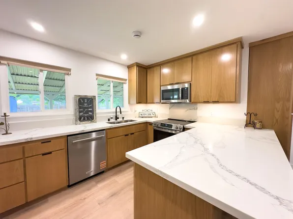 3746 Yuletide Ave, Redding, CA 96003