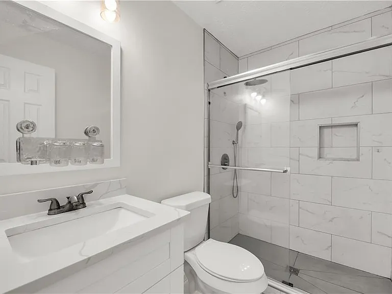5722 Port Dr — Photo 12