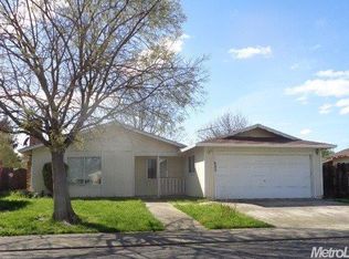 625 Parviz Ln, Modesto, CA 95351