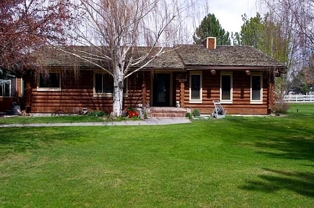1st image of 1792 W Wildflower Ln
