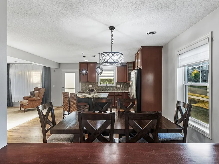 3403 Chestnut Ln — Photo 10