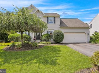 4 Morgan Dale Ct, Morgantown, PA 19543