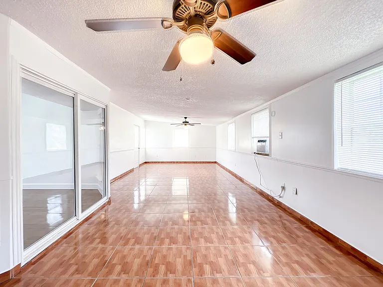 1035 Windway Cir — Photo 21